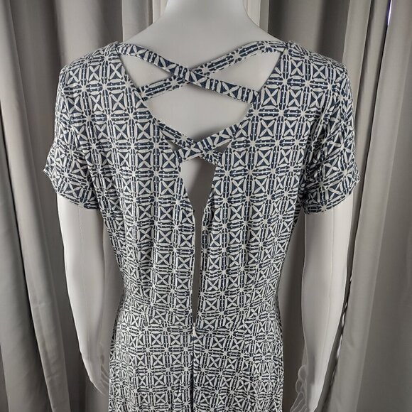 Loft Women's Blue White Geometric Print Short Sleeve Crew Neck Mini Dress Size 6 - Picture 4 of 10